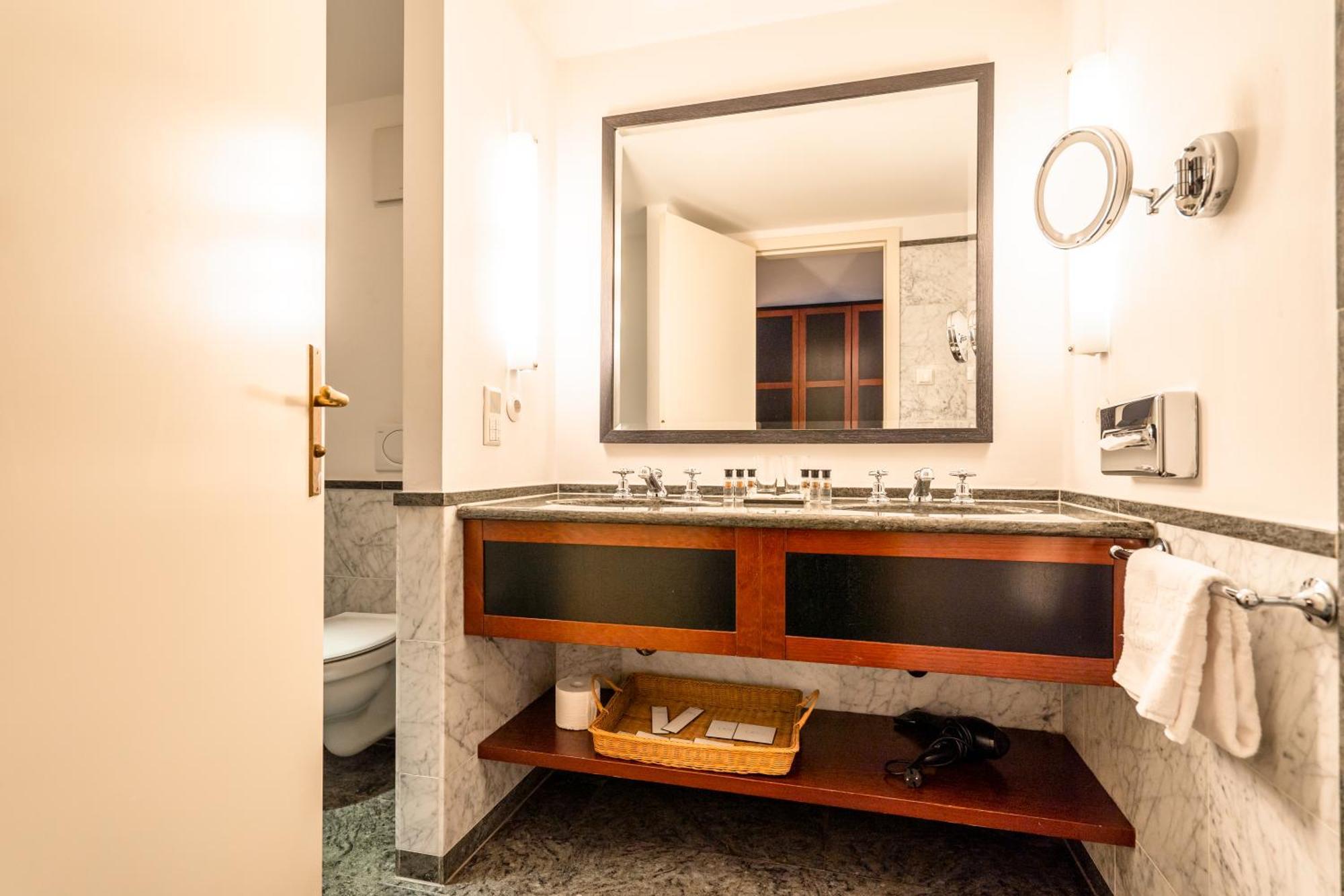 Hotel-Restaurant Erbprinz Ettlingen Kültér fotó